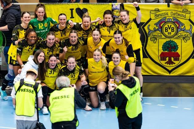 18 02 2026, GER, Handball, Women, Season 2025 2026, Alsco 1 Bl, Matchday 18, Thueringer HC BVB 09 Borussia Dortmund BVB 09 Borussia Dortmund wins the away match at Thueringer HC 99947 Bad Langensalza Salza Halle Sporthalle Mehrz Thüringen Germany