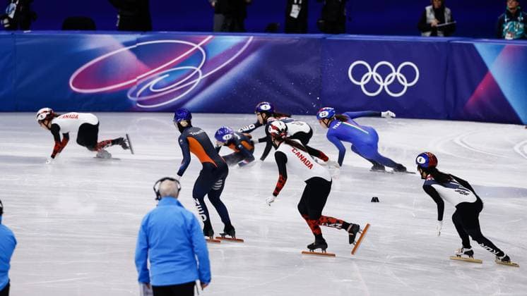 MILAN , 18-02-2026 , Milano Ice Skating Arena , Olympic Winter games, Winterspiele,Spiele, Summer games 2026 - Short Track 18-02 Women™s 3000m relay final A, Picture shows teams Republic of Korea, Canada, Netherlands, Italy , fall Netherlands Olympic Winter Games 2026 - Short Track 18-02  x201713662x Copyright: