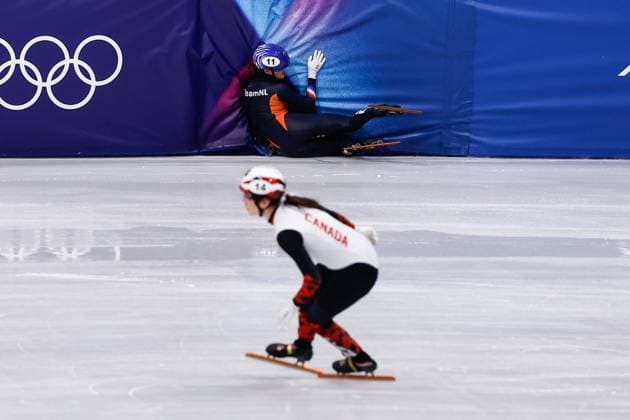 MILAN , 18-02-2026 , Milano Ice Skating Arena , Olympic Winter games, Winterspiele,Spiele, Summer games 2026 - Short Track 18-02 Women™s 3000m relay final A, Picture shows teams Republic of Korea, Canada, Netherlands, Italy , fall Netherlands Olympic Winter Games 2026 - Short Track 18-02  x201713668x Copyright:
