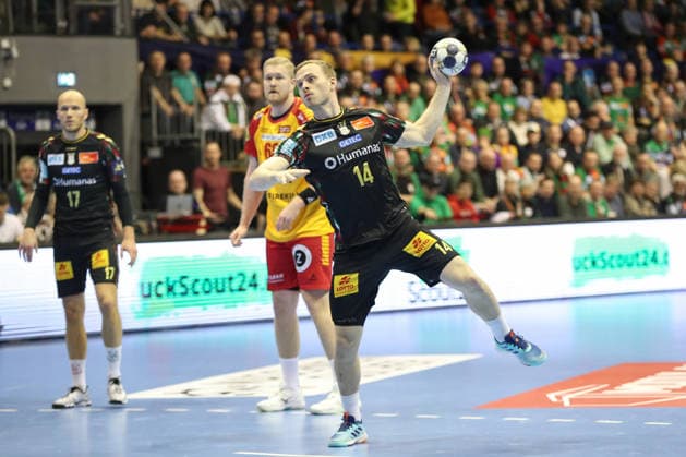 18 02 2026, xgox, Handball, EHF Champions League, SC Magdeburg GOG Handbold v l Omar Ingi Magnusson Magdeburg, 14 throws goal, Torschuetze, erzielt Tor, Treffer, scores the goal Siebenmeter Magdeburg