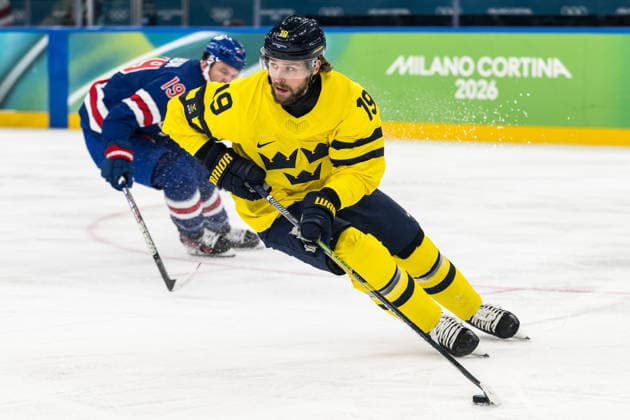 260218 Adrian Kempe of Sweden in the men s Ice hockey, Eishockey quarterfinal between USA and Sweden during day 12 of the 2026 Winter Olympics on February 18, 2026 in Milan. Photo: Emma Wallskog BILDBYRAN kod EW EW0641 ishockey ice hockey Olympic Games, Olympische Spiele, Olympia, OS olympics winter olympics os ol olympiska spel vinter-os olympiske leker milano cortina 2026 milan cortina 2026 milano cortina 2026 olympic games milano cortina 2026 winter olympic games milano cortina-os milano cortina-ol vinter-ol 12 bbeng sverige sweden usa quarterfinal kvartsfinal *** 260218 Adrian Kempe of Sweden in the men s ice hockey quarterfinal between USA and Sweden during day 12 of the 2026 Winter Olympics on February 18, 2026 in Milan Photo Emma Wallskog BILDBYRAN kod EW EW0641 ishockey ice hockey olympic games olympics winter olympics os ol olympiska spel vinter os olympiske leker milano cortina 2026 milan cortina 2026 milano cortina 2026 olympic games milano cortina 2026 winter olympic games milano cortina os milano cortina ol vinter ol 12 bbeng sverige sweden usa quarterfinal kvartfinal  Copyright: EMMAxWALLSKOG BB260218EW050