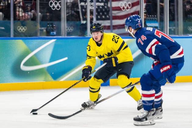260218 Lucas Raymond of Sweden in the men s Ice hockey, Eishockey quarterfinal between USA and Sweden during day 12 of the 2026 Winter Olympics on February 18, 2026 in Milan. Photo: Carl Sandin BILDBYRAN kod CS EW0641 ishockey ice hockey Olympic Games, Olympische Spiele, Olympia, OS olympics winter olympics os ol olympiska spel vinter-os olympiske leker milano cortina 2026 milan cortina 2026 milano cortina 2026 olympic games milano cortina 2026 winter olympic games milano cortina-os milano cortina-ol vinter-ol 12 bbeng sverige sweden usa quarterfinal kvartsfinal *** 260218 Lucas Raymond of Sweden in the men s ice hockey quarterfinal between USA and Sweden during day 12 of the 2026 Winter Olympics on February 18, 2026 in Milan Photo Carl Sandin BILDBYRAN code CS EW0641 ice hockey ice hockey olympic games olympics winter olympics os ol olympiska spel vinter os olympiske leker milano cortina 2026 milan cortina 2026 milano cortina 2026 olympic games milano cortina 2026 winter olympic games milano cortina os milano cortina ol vinter ol 12 bbeng sverige sweden usa quarterfinal kvartfinal  Copyright: CARLxSANDIN BB260218CS026