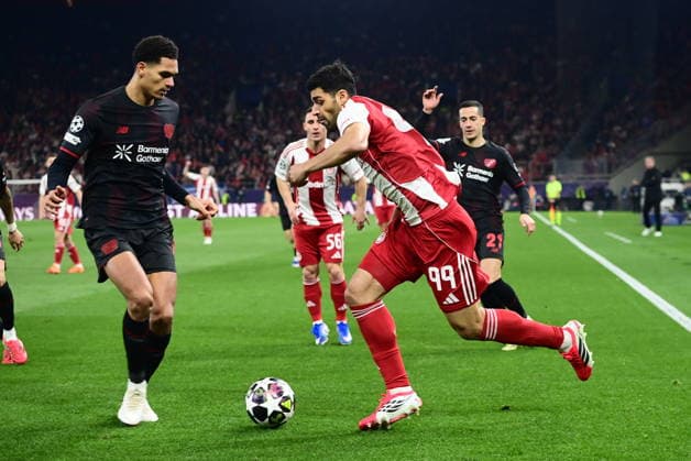 UEFA Champions League - Olympiacos FC vs Bayer 04 Leverkusen - of Olympiacos FC in action against of Bayer 04 Leverkusen during the UEFA Champions League Play-Offs 1st leg soccer match between Olympiacos FC and Bayer 04 Leverkusen in Georgios Karaiskakis Stadium, Piraeus, Greece, on 18 February 2026. IMAGO ONE INCH PRODUCTIONS PIRAEUS GREECE Copyright: xONExINCHxPRODUCTIONSx 6859804