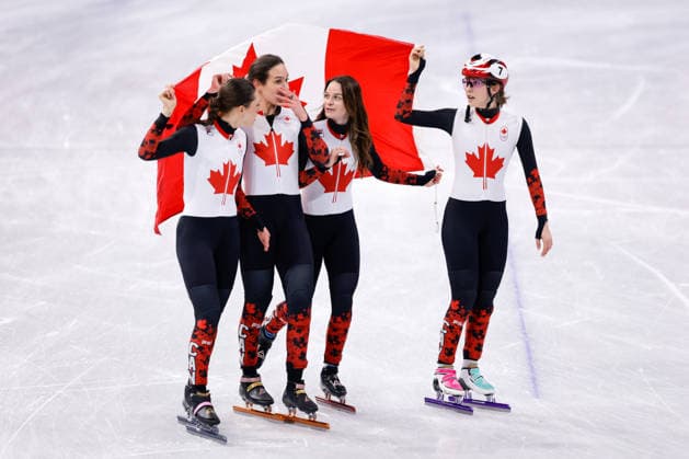 2026-02-18 Short Track Speed skating, Eisschnelllauf - Milano Cortina 2026 Winter Olympics - Day 12 MILAN, ITALY - FEBRUARY 18: Courtney Sarault of Canada, Danae Blais of Canada, Kim Boutin of Canada, Florence Brunelle of Canada celebrating with flag after competing in the Women s 3000m Relay during Day 12 of Short Track Speed Skating - Milano Cortina 2026 Winter Olympics at Milano Ice Skating Arena on February 18, 2026 in Milan, Italy. (Photo by Joris Verwijst BSR Agency) Milan Italy Content not available for redistribution in The Netherlands directly or indirectly through any third parties. Copyright: xBSRxAgencyx