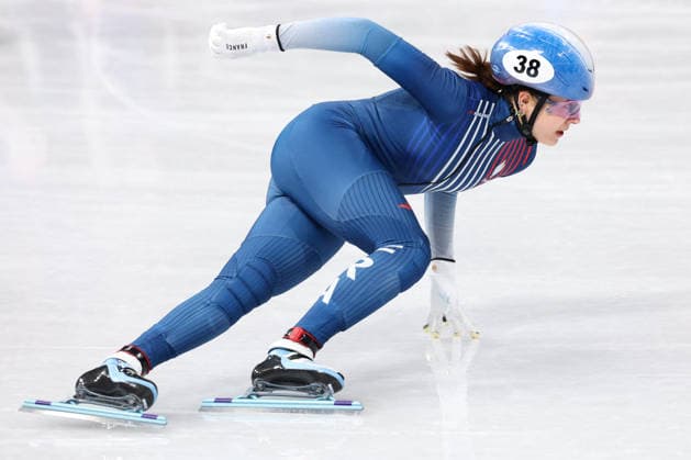 Winter Olympics - Short Track Speed skating, Eisschnelllauf Women s 3000m Relay Cloe Ollivier of Team France competes during the Short Track Speed Skating Women s 3000m Relay on day twelve of the Milano Cortina 2026 Winter Olympic Games, Olympische Spiele, Olympia, OS at Milano Ice Skating Arena on February 18, 2026 in Milan, Italy. Photo by Alexis Jumeau ABACAPRESS.COM Milan Italy  Copyright: xJumeauxAlexis ABACAx