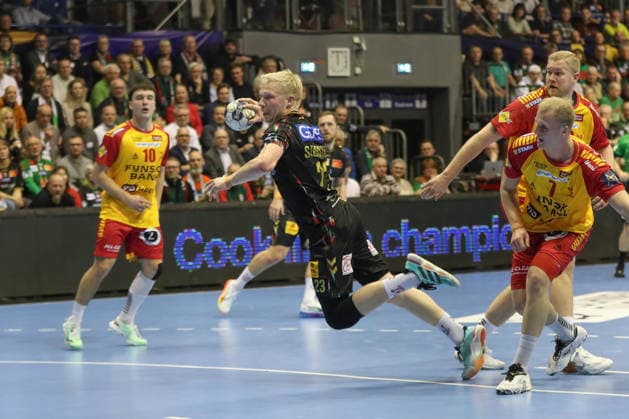 18 02 2026, xgox, Handball, EHF Champions League, SC Magdeburg GOG Handbold v l Magnus Saugstrup Magdeburg, 23 throws goal, goal scorer, scores goal, scores the goal Magdeburg
