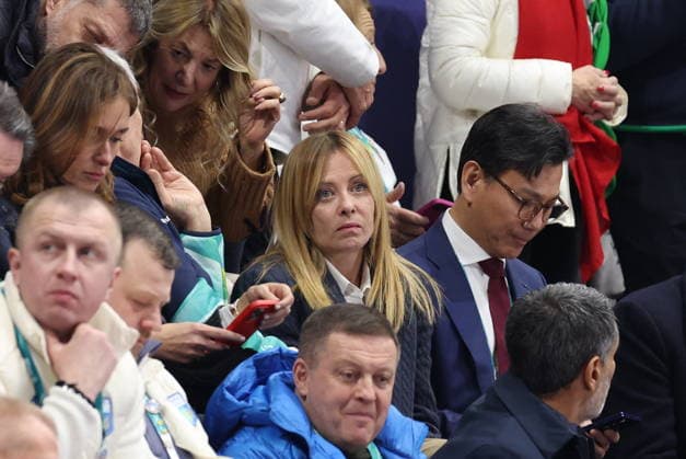 Winter Olympics - PM Giorgia Meloni At Milano Ice Skating Arena Italian Prime Minister, Giorgia Meloni is seen in the stands cheering for Team Italy during the Short Track Speed skating, Eisschnelllauf Women s 3000m Relay on day twelve of the Milano Cortina 2026 Winter Olympic Games, Olympische Spiele, Olympia, OS at Milano Ice Skating Arena on February 18, 2026 in Milan, Italy. Photo by Alexis Jumeau ABACAPRESS.COM Milan Italy  Copyright: xJumeauxAlexis ABACAx