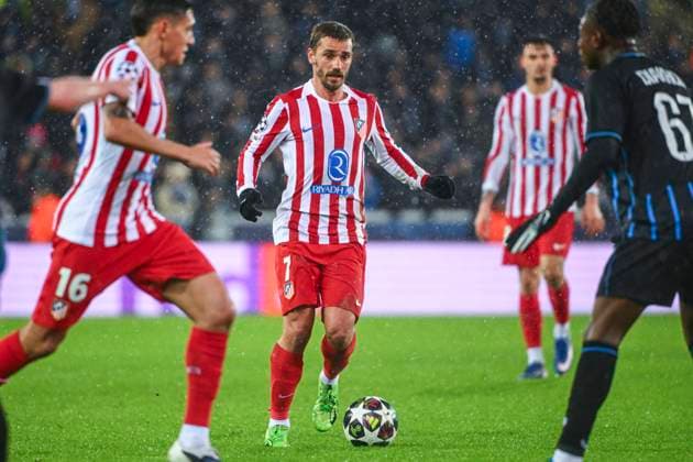 Club Brugge v Atletico de Madrid - UEFA Champions League BRUGGE, BELGIUM - FEBRUARY 18 : Griezmann Antoine forward of Atletico de Madrid in action during the UEFA Champions League 2025 26 knockout phase play-off match first leg between Club Brugge and Atletico de Madrid on February 18, 2026 in Brugge, Belgium, 18 02 2026 Brugge Belgium  Copyright: xVincentxKalutx