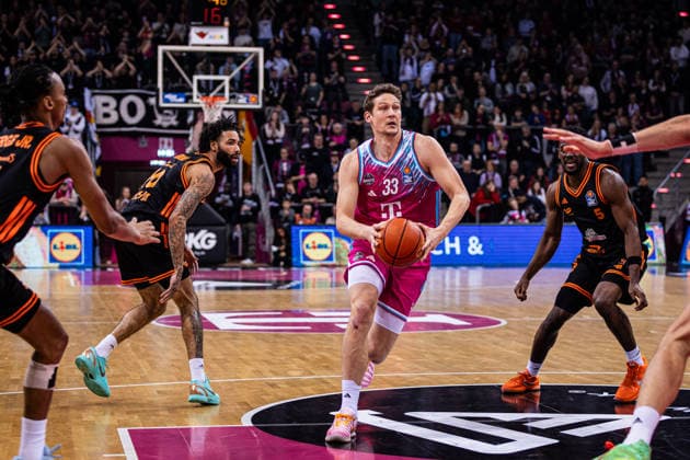 easyCredit Basketball Bundesliga, Telekom Baskets Bonn vs SC RASTA Vechta, 18 02 2026 Patrick Heckmann Telekom Baskets Bonn 33 vs all Vechta easyCredit Basketball Bundesliga, Telekom Baskets Bonn vs SC RASTA Vechta, 18 02 2026, Telekom Dome Bonn Copyright: xBEAUTIFULxSPORTS Derixx