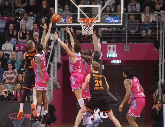 Telekom Baskets Bonn vs Rasta Vechta 21 Speiltag season 2025 26