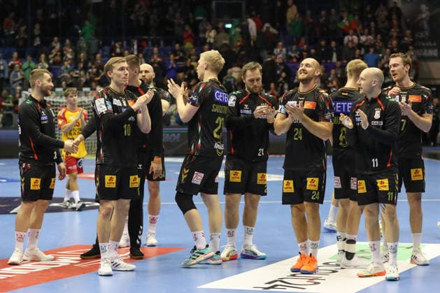 18 02 2026, xgox, Handball, EHF Champions League, SC Magdeburg GOG Handbold v l Magdeburg Cheering about the victory, cheering after the end of the game Magdeburg