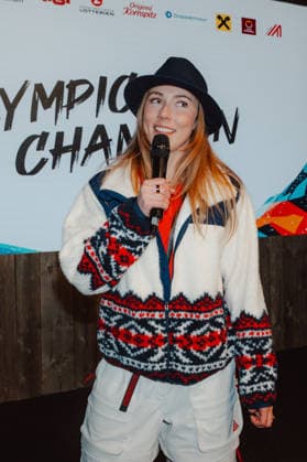 OLYMPICS - Winter Olympic Games, Olympische Spiele, Olympia, OS Milano Cortina 2026 CORTINA D AMPEZZO,ITALY,18.FEB.26 - OLYMPICS - Winter Olympic Games Milano Cortina 2026, Austria House, Raiffeisen-Abend. Image shows the rejoicing of Mikaela Shiffrin (USA).  GEPAxpictures xAlexanderxSolc