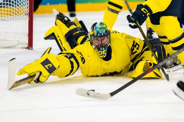260218 Goaltender Jacob Markström of Sweden in the men s Ice hockey, Eishockey quarterfinal between USA and Sweden during day 12 of the 2026 Winter Olympics on February 18, 2026 in Milan. Photo: Carl Sandin BILDBYRAN kod CS EW0641 ishockey ice hockey Olympic Games, Olympische Spiele, Olympia, OS olympics winter olympics os ol olympiska spel vinter-os olympiske leker milano cortina 2026 milan cortina 2026 milano cortina 2026 olympic games milano cortina 2026 winter olympic games milano cortina-os milano cortina-ol vinter-ol 12 bbeng sverige sweden usa quarterfinal kvartsfinal *** 260218 Goaltender Jacob Markström of Sweden in the men s ice hockey quarterfinal between USA and Sweden during day 12 of the 2026 Winter Olympics on February 18, 2026 in Milan Photo Carl Sandin BILDBYRAN kod CS EW0641 ishockey ice hockey olympic games olympics winter olympics os ol olympiska spel vinter os olympiske leker milano cortina 2026 milan cortina 2026 milano cortina 2026 olympic games milano cortina 2026 winter olympic games milano cortina os milano cortina ol vinter ol 12 bbeng sverige sweden usa quarterfinal kvartfinal  Copyright: CARLxSANDIN BB260218CS068