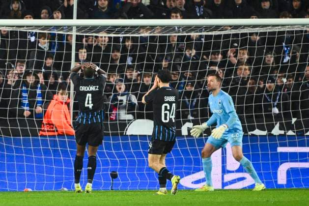 Club Brugge v Atletico de Madrid - UEFA Champions League BRUGGE, BELGIUM - FEBRUARY 18 : Ordonez Joel defender of Club Brugge scoring a goal against his team during the UEFA Champions League 2025 26 knockout phase play-off match first leg between Club Brugge and Atletico de Madrid on February 18, 2026 in Brugge, Belgium, 18 02 2026 Brugge Belgium  Copyright: xVincentxKalutx