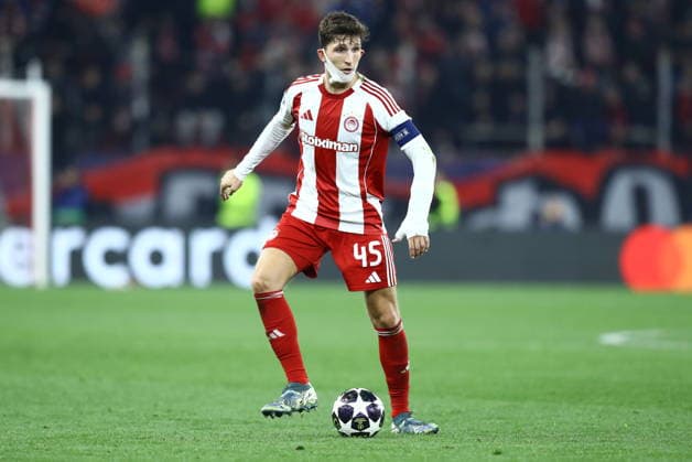 UEFA Champions League - Olympiacos FC vs Bayer 04 Leverkusen - Panagiotis Retsos of Olympiacos FC in action during the UEFA Champions League Play-Offs 1st leg soccer match between Olympiacos FC and Bayer 04 Leverkusen in Georgios Karaiskakis Stadium, Piraeus, Greece, on 18 February 2026. IMAGO ONE INCH PRODUCTIONS PIRAEUS GREECE Copyright: xONExINCHxPRODUCTIONSx 6860059