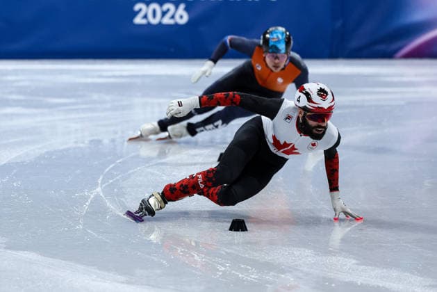 Steven Dubois (CAN) followed by Melle van T Wout (NED) during the Olympic Winter games, Winterspiele,Spiele, Summer games Milano-Cortina 2026, Short Track Speed skating, Eisschnelllauf Men s 500m Finals on February 18, 2026 at Milano Ice Skating Arena in Milan, Italy  Copyright: xFabrizioxCarabelli IPAxSportx xipa-agency.netx xx IPA_71705365 IPA_Agency_IPA71705365