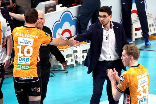 DEU, Champions League, BR Volleys vs Sicoma Monini Perugia, 18 02 2026, Max Schmeling Halle, Berlin, DEU, Champions League, BR Volleys vs Sicoma Monini Perugia, in the picture coach Alexandre Leal BR Volleys , Daniel Malescha BR Volleys 10 , Fedor Ivanov BR Volleys 33 nordphotoxGmbHx xEngler nph00076