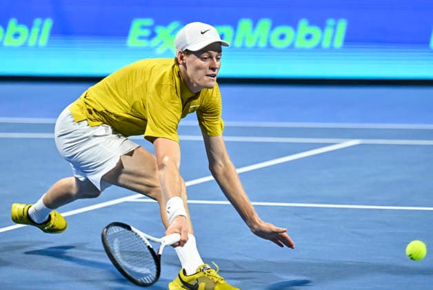 ATP, Tennis Herren QATAR EXXONMOBIL OPEN-ROUND OF 16 Jannik Sinner of Italy competes against Alexei Popyrin of Australia in the Round of q6 at the ATP men s Qatar ExxonMobil Open 2026 tennis tournament at the Khalifa International Tennis Complex in Doha, Qatar, on February 18 2026. DOHA Qatar Copyright: xNOUSHADx
