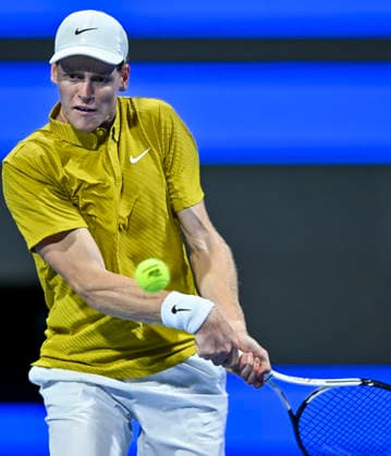 ATP, Tennis Herren QATAR EXXONMOBIL OPEN-ROUND OF 16 Jannik Sinner of Italy competes against Alexei Popyrin of Australia in the Round of q6 at the ATP men s Qatar ExxonMobil Open 2026 tennis tournament at the Khalifa International Tennis Complex in Doha, Qatar, on February 18 2026. DOHA Qatar Copyright: xNOUSHADx