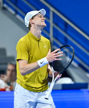 ATP, Tennis Herren QATAR EXXONMOBIL OPEN-ROUND OF 16 Jannik Sinner of Italy competes against Alexei Popyrin of Australia in the Round of q6 at the ATP men s Qatar ExxonMobil Open 2026 tennis tournament at the Khalifa International Tennis Complex in Doha, Qatar, on February 18 2026. DOHA Qatar Copyright: xNOUSHADx