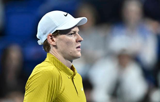 ATP, Tennis Herren QATAR EXXONMOBIL OPEN-ROUND OF 16 Jannik Sinner of Italy competes against Alexei Popyrin of Australia in the Round of q6 at the ATP men s Qatar ExxonMobil Open 2026 tennis tournament at the Khalifa International Tennis Complex in Doha, Qatar, on February 18 2026. DOHA Qatar Copyright: xNOUSHADx