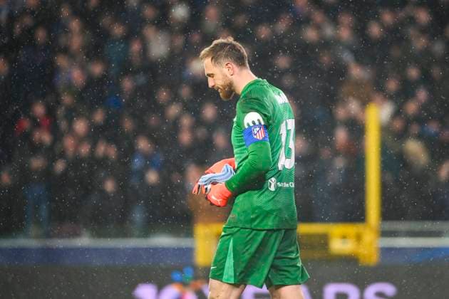 Club Brugge v Atletico de Madrid - UEFA Champions League BRUGGE, BELGIUM - FEBRUARY 18 : Oblak Jan goalkeeper of Atletico de Madrid dejected after the game during the UEFA Champions League 2025 26 knockout phase play-off match first leg between Club Brugge and Atletico de Madrid on February 18, 2026 in Brugge, Belgium, 18 02 2026 Brugge Belgium  Copyright: xVincentxKalutx