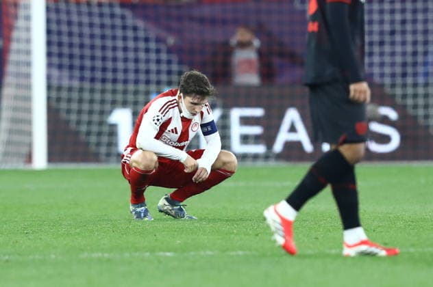 UEFA Champions League - Olympiacos FC vs Bayer 04 Leverkusen - Panagiotis Retsos of Olympiacos FC react disappointed at the end of the UEFA Champions League Play-Offs 1st leg soccer match between Olympiacos FC and Bayer 04 Leverkusen in Georgios Karaiskakis Stadium, Piraeus, Greece, on 18 February 2026. IMAGO ONE INCH PRODUCTIONS PIRAEUS GREECE Copyright: xONExINCHxPRODUCTIONSx 6860075