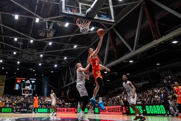 GER, easy Credit Basketball Bundesliga, Niners Chemnitz MLP Academics Heidelberg 18 02 2026, Messe, Chemnitz, GER, easy Credit Basketball Bundesliga, Niners Chemnitz MLP Academics Heidelberg Yordan Minchev Niners Chemnitz, 91 Photo Alexander Trienitz Chemnitz Messe Sachsen Germany
