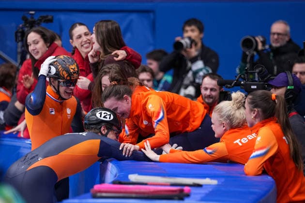 2026-02-18 - Milano Cortina 2026 Winter Olympics MILAN, ITALY - FEBRUARY 18: Jens van t Wout of Netherlands, Melle van t Wout of Netherlands, Zoe Florence Deltrap of Netherlands, Selma Poutsma of Netherlands, Xandra Velzeboer of Netherlands performing on the Short Track Speed skating, Eisschnelllauf during day 14 of the Milano Cortina 2026 Winter Olympics at the Milano Ice Skating Arena on February 18, 2026 in Milan, Italy Milan Milano Ice Skating Arena Italy Content not available for redistribution in The Netherlands directly or indirectly through any third parties. Copyright: xAndrexWeeningx