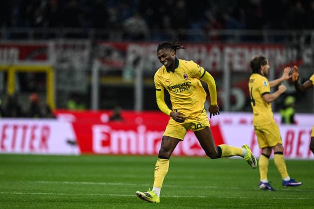 Rafael Leao of AC Milan celebrating after a goal during the Italian Serie A football match between AC Milan and Calcio Como on February 18th, Giuseppe Meazza San Siro Siro stadium in Milan, Italy  Copyright: xTizianoxBallabio IPAxSportx xipa-agency.netx xx IPA_71707547 IPA_Agency_IPA71707547