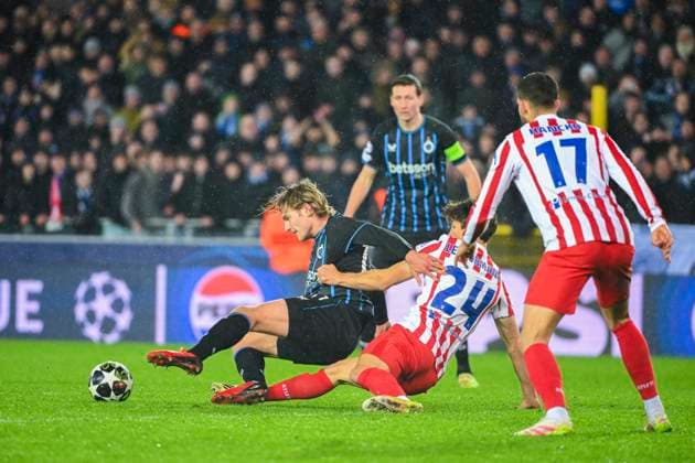 Club Brugge v Atletico de Madrid - UEFA Champions League BRUGGE, BELGIUM - FEBRUARY 18 : Vermant Romeo forward of Club Brugge in action during the UEFA Champions League 2025 26 knockout phase play-off match first leg between Club Brugge and Atletico de Madrid on February 18, 2026 in Brugge, Belgium, 18 02 2026 Brugge Belgium  Copyright: xVincentxKalutx