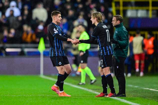 Club Brugge v Atletico de Madrid - UEFA Champions League BRUGGE, BELGIUM - FEBRUARY 18 : Vermant Romeo forward of Club Brugge entering the field, Tresoldi Nicolo forward of Club Brugge during the UEFA Champions League 2025 26 knockout phase play-off match first leg between Club Brugge and Atletico de Madrid on February 18, 2026 in Brugge, Belgium, 18 02 2026 Brugge Belgium  Copyright: xJanxDexMeuleneirx