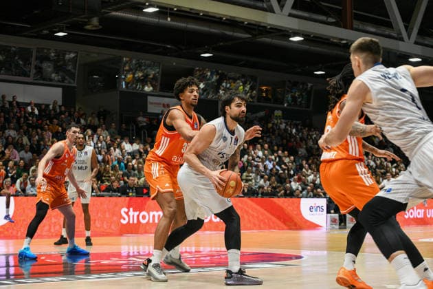 easyCredit Basketball Bundesliga, Matchday 21, Niners Chemnitz MLP Academics Heidelberg 18 02 2026 from 20 Copyright: xEHLxMedia MichelxKöhlerx 20261802-Niners-Heidelberg_052