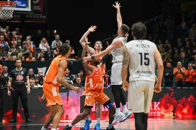 easyCredit Basketball Bundesliga, Matchday 21, Niners Chemnitz MLP Academics Heidelberg 18 02 2026 from 20 Copyright: xEHLxMedia MichelxKöhlerx 20261802-Niners-Heidelberg_090