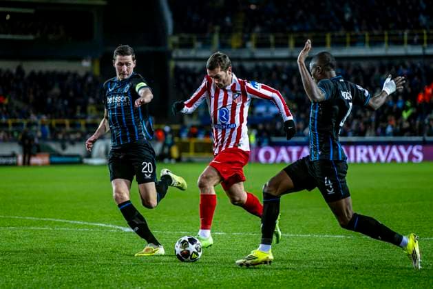 Club Brugge midfielder Hans Vanaken, Atletico de Madrid forwarder Antoine Griezmann, Club Brugge defender Joel Ordonez, during the match Club Brugge KV vs Atletico de Madrid at the Jan Breydelstadion for the Champions League KO play offs 1st leg season 2025 2026 in BRUGGE, Belgium on 18 february 2026 Photo by Stefan Koops EYE4IMAGES DeFodi Images