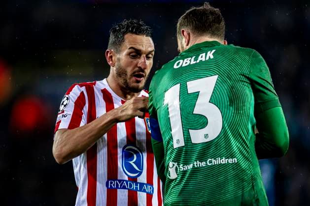 Atletico de Madrid midfielder Koke, Atletico de Madrid goalkeeper Jan Oblak, during the match Club Brugge KV vs Atletico de Madrid at the Jan Breydelstadion for the Champions League KO play offs 1st leg season 2025 2026 in BRUGGE, Belgium on 18 february 2026 Photo by Stefan Koops EYE4IMAGES DeFodi Images