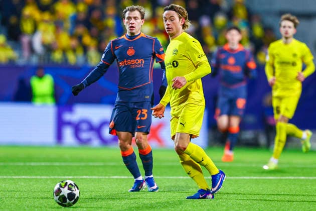 Football, Champions League 2025 2026 Bodo Glimt Inter Bodo 20260218 Inters NicolÃ² Barella and Bodo Glimts Patrick Berg during the Champions League football match between Bodo Glimt and Inter at Aspmyra Stadium Photo Mats Torbergsen NTB undefined Bodo Norway EDITORIAL USE ONLY RESTRICTED USE FOR BETTING COMPANIES  Copyright: xMatsxTorbergsenx xNTBx