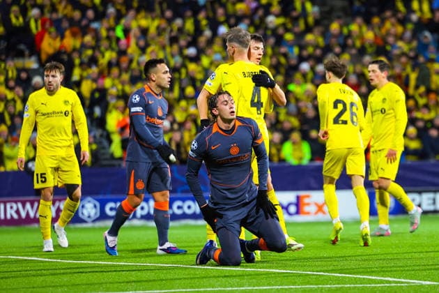 Football, Champions League 2025 2026 Bodo Glimt Inter 3 1 Bodo 20260218 Inters Francesco Pio Esposito and Bodo Glimts Odin Bjortuft and Jostein Gundersen in the Champions League football match between Bodo Glimt and Inter at Aspmyra Stadium Photo Thomas Andersen NTB Bodo Norway EDITORIAL USE ONLY RESTRICTED USE FOR BETTING COMPANIES  Copyright: xThomasxAndersenx xNTBx
