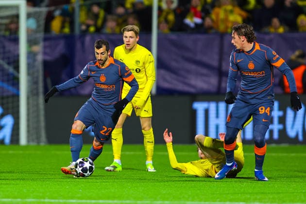 Football, Champions League 2025 2026 Bodo Glimt Inter Bodo 20260218 Inters Henrikh Mkhitaryan and Francesco Pio Esposito in the Champions League football match between Bodo Glimt and Inter at Aspmyra Stadium Photo Thomas Andersen NTB Bodo Norway EDITORIAL USE ONLY RESTRICTED USE FOR BETTING COMPANIES  Copyright: xThomasxAndersenx xNTBx