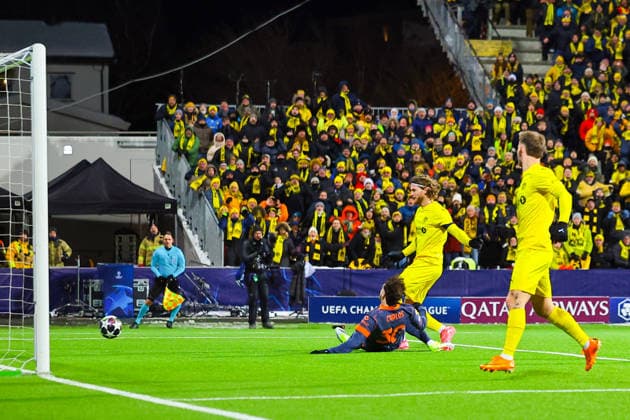 Football, Champions League 2025 2026 Bodo Glimt Inter 3 1 Bodo 20260218 Bodo Glimts Kasper Hogh scores in the Champions League football match between Bodo Glimt and Inter at Aspmyra Stadium Photo Thomas Andersen NTB Bodo Norway EDITORIAL USE ONLY RESTRICTED USE FOR BETTING COMPANIES  Copyright: xThomasxAndersenx xNTBx