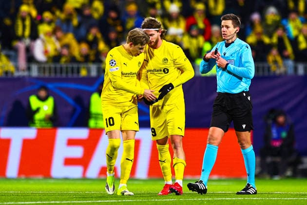 Football, Champions League 2025 2026 Bodo Glimt Inter 3 1 Bodo 20260218 Bodo Glimts Kasper Hogh and Jens Petter Hauge in the Champions League football match between Bodo Glimt and Inter at Aspmyra Stadium Photo Mats Torbergsen NTB Bodo Norway EDITORIAL USE ONLY RESTRICTED USE FOR BETTING COMPANIES  Copyright: xMatsxTorbergsenx xNTBx