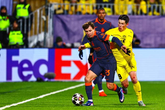 Football, Champions League 2025 2026 Bodo Glimt Inter 3 1 Bodo 20260218 Inters NicolÃ² Barella and Bodo Glimts Sondre Brunstad Fet in the Champions League football match between Bodo Glimt and Inter at Aspmyra Stadium Photo Mats Torbergsen NTB Bodo Norway EDITORIAL USE ONLY RESTRICTED USE FOR BETTING COMPANIES  Copyright: xMatsxTorbergsenx xNTBx