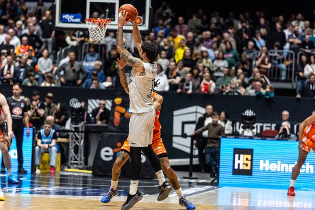 GER, easy Credit Basketball Bundesliga, Niners Chemnitz MLP Academics Heidelberg 18 02 2026, Messe, Chemnitz, GER, easy Credit Basketball Bundesliga, Niners Chemnitz MLP Academics Heidelberg Marcel Keßen MLP Academics Heidelberg 15 Foto Alexander Trienitz Chemnitz Messe Sachsen Germany