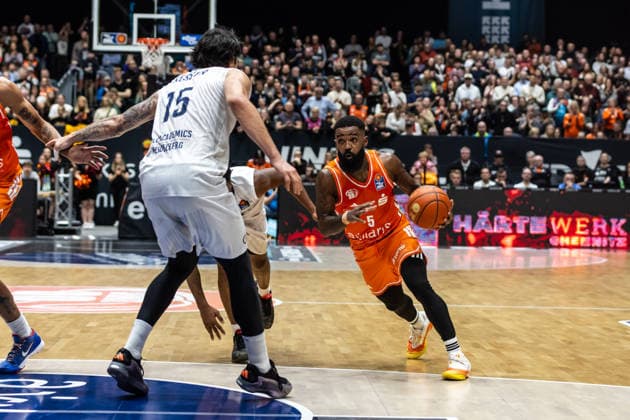 GER, easy Credit Basketball Bundesliga, Niners Chemnitz MLP Academics Heidelberg 18 02 2026, Messe, Chemnitz, GER, easy Credit Basketball Bundesliga, Niners Chemnitz MLP Academics Heidelberg Corey Davis Jr Niners Chemnitz, 5 Foto Alexander Trienitz Chemnitz Messe Sachsen Germany