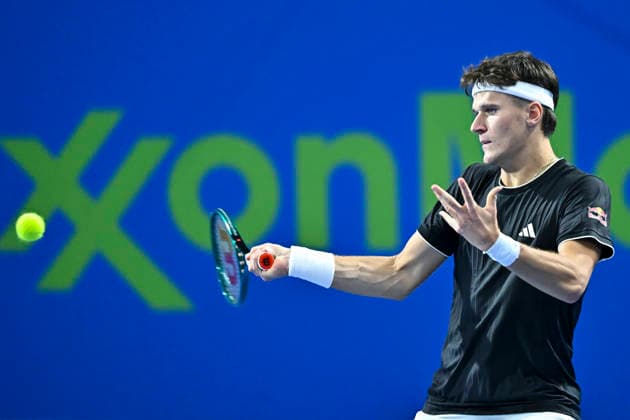 ATP, Tennis Herren QATAR EXXONMOBIL OPEN-ROUND OF 18 Jakub Mensik of Czech Republic is seen in action against Zhizhen Zhang of China during their men s singles round of 16 match at the ATP Qatar Exxonmobil Open 2026 tennis tournament at the Khalifa International Tennis Complex. Jakub Mensik won against Zhizhen Zhang 6-3,6-2. ¨¨ DOHA Qatar Copyright: xNOUSHADx