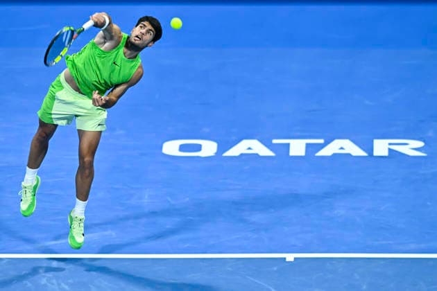 ATP, Tennis Herren QATAR EXXONMOBIL OPEN-ROUND OF 16 Carlos Alcaraz of Spain competes against Valentin Royer of France in the Round of 16 at the ATP men s Qatar ExxonMobil Open 2026 tennis tournament at the Khalifa International Tennis Complex in Doha, Qatar, on February 18 2026. DOHA Qatar Copyright: xNOUSHADx
