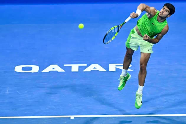 ATP, Tennis Herren QATAR EXXONMOBIL OPEN-ROUND OF 16 Carlos Alcaraz of Spain competes against Valentin Royer of France in the Round of 16 at the ATP men s Qatar ExxonMobil Open 2026 tennis tournament at the Khalifa International Tennis Complex in Doha, Qatar, on February 18 2026. DOHA Qatar Copyright: xNOUSHADx