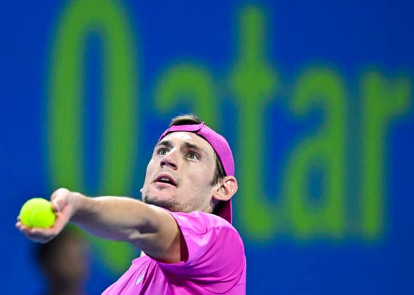 ATP, Tennis Herren QATAR EXXONMOBIL OPEN-ROUND OF 16 Valentin Royer of France competes against Carlos Alcaraz of Spain in the Round of 16 at the ATP men s Qatar ExxonMobil Open 2026 tennis tournament at the Khalifa International Tennis Complex in Doha, Qatar, on February 18 2026. DOHA Qatar Copyright: xNOUSHADx