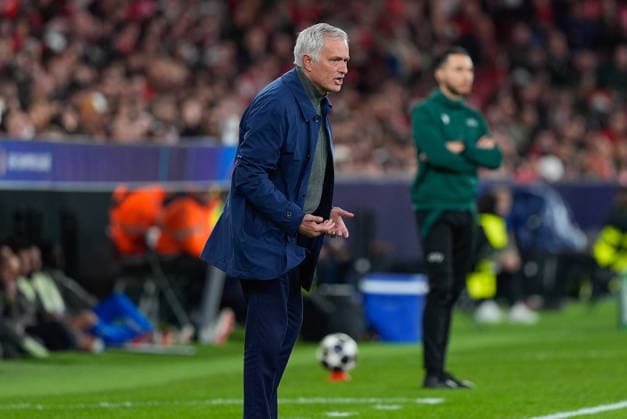 February 18, 2026, Lisbon, Portugal: Jose Mourinho, SL Benfica Coach, in action during UEFA Champions League 2025 26 KO play-offs 1st leg between SL Benfica and Real Madrid CF at Estadio da Luz..Final score: SL Benfica 0:1 Real Madrid CF SL Benfica Vs Real Madrid CF In Lisbon, Portugal - 17 Feb 2026  - ZUMAs197 20260218_aaa_s197_389 Copyright: xBrunoxdexCarvalhox