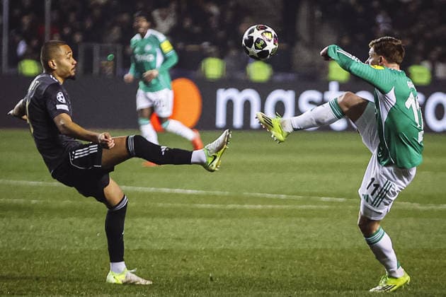 BAKU, AZERBAIJAN - FEBRUARY 18: Harvey Barnes of Newcastle United in action during the UEFA Champions League knockout phase play-off first leg football match between Qarabag and Newcastle United at the Tofiq Bahramov Republican Stadium in Baku on February 18, 2026. (Photo by Firudin Salimov Sports Press Photo)  Copyright: xFirudinxSalimov SportsxPressxPhox Sportspressphoto_SPR94380